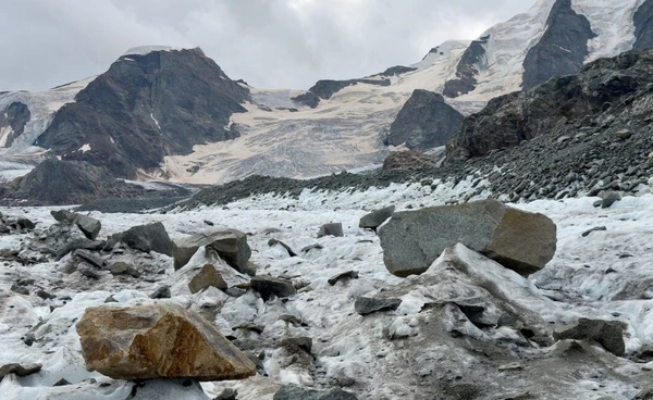 โลกมีเวลาอีก 8 ปี ก่อนธารน้ำแข็งบนเทือกเขาแอลป์หายเกลี้ยง ถึงลดอุณหภูมิโลกได้ น้ำแข็งแค่ละลายช้าลง