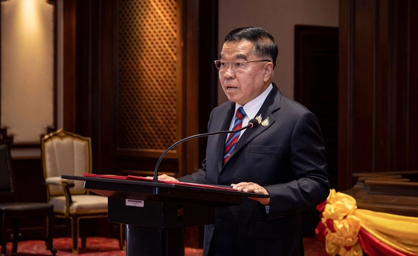 “รม.กลาโหม” เผยไทย-กัมพูชา วางไทม์ไลน์ 6 สัปดาห์ 3 เฟส “ถอนอาวุธ ”