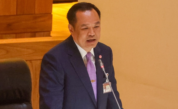 "อนุทิน" ปิดการแถลงนโยบาย ย้ำโปร่งใส 4 เดือนเดินหน้าแก้รัฐธรรมนูญ