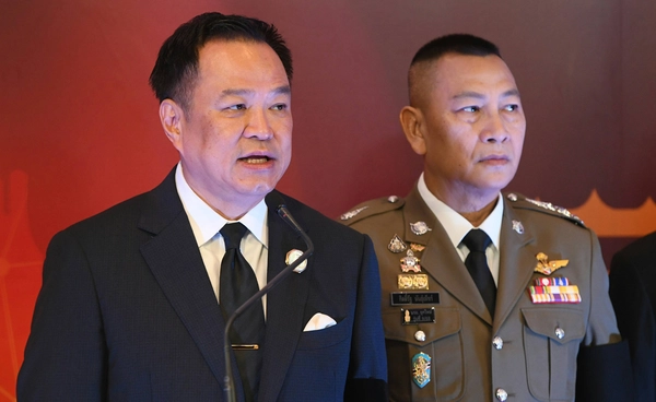 เปิดสถิติยุค 'อนุทิน' ปราบแสกมเมอร์-บัญชีม้า จับกุมกว่า 800 ราย อายัดทรัพย์ 522 ล้าน