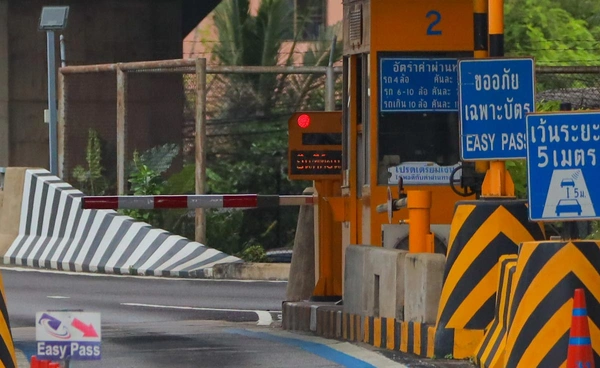 ขึ้นทางด่วนฟรี วันอาสาฬหบูชา-วันเข้าพรรษา 10-11 กรกฎาคม 2568 รวม 61 ด่าน