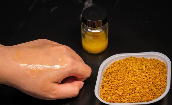 “ครีมกันแดด”  จากละอองเกสรดอกไม้ กันแดดดี เย็น และเป็นมิตรกับปะการัง