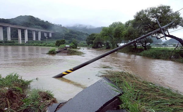 สทนช. เตือนภาคใต้ 13 จังหวัด ฝนตกหนัก น้ำหลาก - ดินโคลนถล่ม 21 - 25 ต.ค. 2568