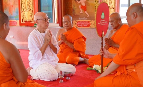 ตู่ นพพล กราบลาสิกขาแล้ว หลังอุปสมบทศึกษาพระธรรม 5 วัน