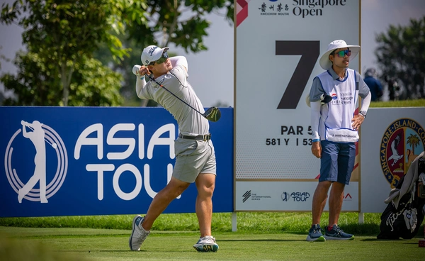 "โปรแจ๊ส" ขยับขึ้นอันดับ 6 ร่วม "สิงคโปร์ โอเพ่น" รอบสาม