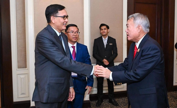 ทูตประศาสน์ หารือกลุ่มเล็กก่อนประชุม JBC หวังได้ผลลัพธ์ร่วมกันอย่างเป็นรูปธรรม