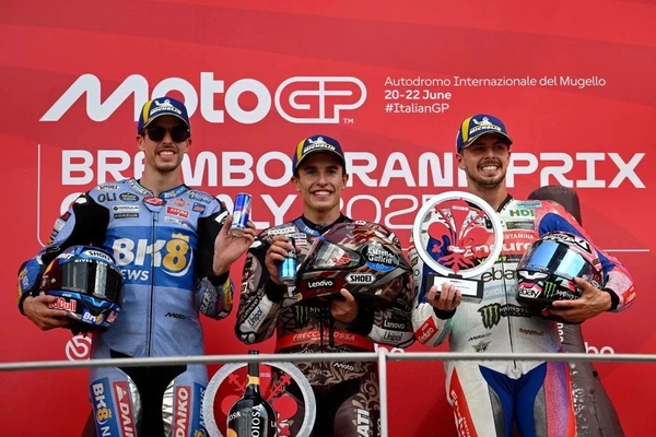 อเล็กซ์ มาร์เกซ รั้งรองจ่าฝูงคะแนนสะสมทีม