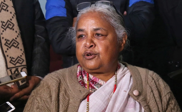 "สุชิลา การ์กี" ดำรงตำแหน่งผู้นำหญิงคนแรกของเนปาล หลังเหตุประท้วงรุนแรง