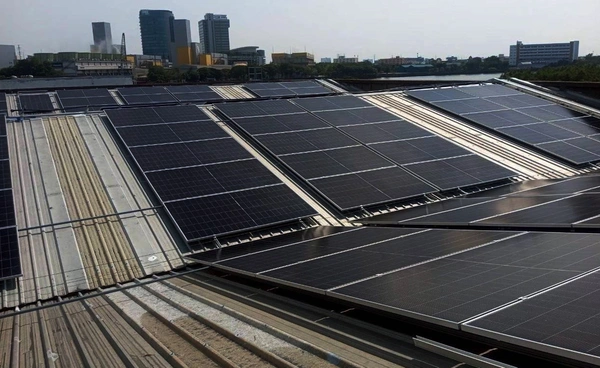 คลังสินค้าปรับตัวรับเทรนด์พลังงานสะอาด ติดโซลาร์รูฟ ลดคาร์บอน 450 ตัน/ปี