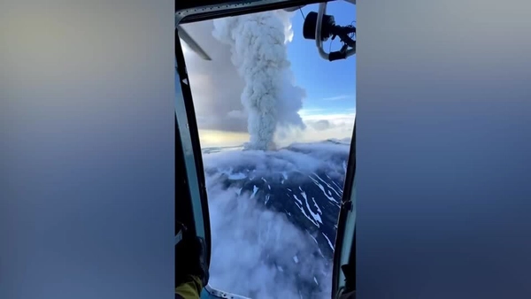 ภูเขาไฟคราเชนินนิคอฟของรัสเซีย ปะทุครั้งแรกในรอบหลายร้อยปี