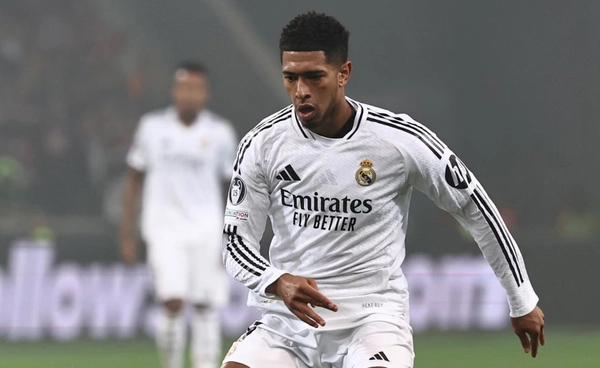 ราชันชุดขาวยังแรงไม่หยุด! เปิดบ้านอัดเอสปันญอล 2-0