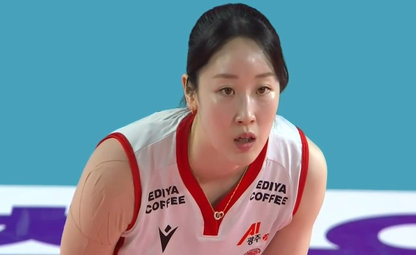 เรดสปาร์กส์ คืนฟอร์มเก่งอีกครั้ง  ไล่ต้อน เอไอ เปปเปอร์ส ขาดลอย