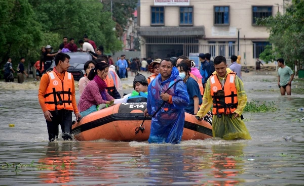 8 รัฐของอินเดียจมน้ำ ดินถล่มอีก 700 ครั้ง สถานการณ์ดีขึ้นแต่บางรัฐฝนตกไม่หยุด