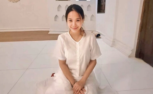 หัวใจธรรมะ โบวี่ อัฐมา ร่วมสวดมนต์-นั่งสมาธิ ขอให้ประเทศชาติปลอดภัย 