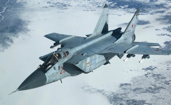 รัสเซียซ้อมรบร่วมกับเบลารุส นำเครื่องบินรบ MiG-31 บินโชว์แสนยานุภาพ