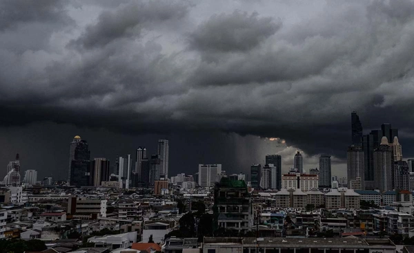 ไทยเตรียมรับมือฝนตกหนักอีกระลอก 22 - 25 พ.ค.  กรมชลฯ จับตาสถานการณ์น้ำ 