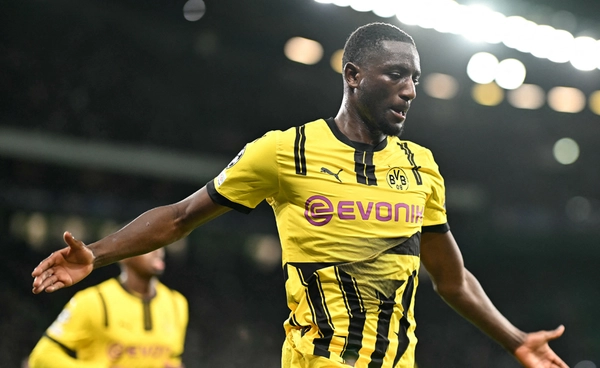 ส่องประวัติ 'แซร์อู กีราสซี' จากนักเตะโนเนมสู่ดาวเด่นของบุนเดสลีกา