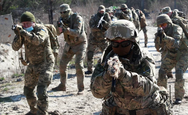 รัสเซียกล่าวนาโตส่งทหารช่วยยูเครนรบรัสเซีย นาโตแย้งช่วยเหลือแต่ไม่ได้ส่งทหาร 