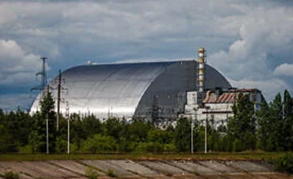 รัสเซีย-ยูเครน หลังคาครอบโรงไฟฟ้านิวเคลียร์เจอโดรนถล่ม