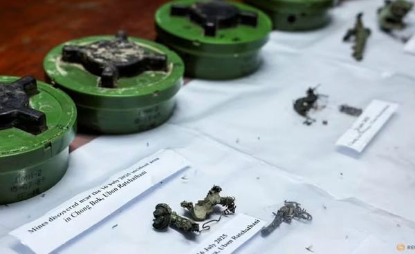 ผู้เชี่ยวชาญยันทุ่นระเบิดของกัมพูชาเป็นของใหม่