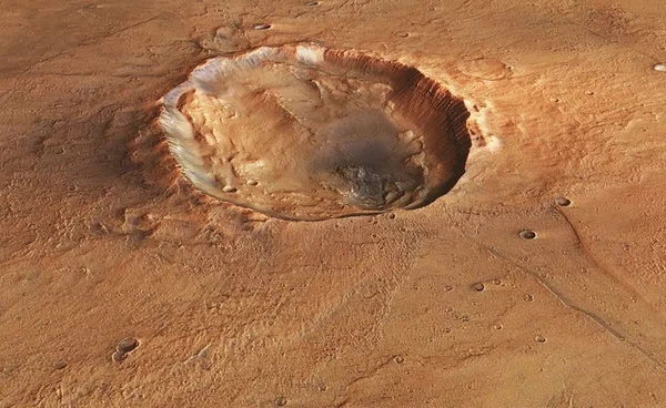 องค์การอวกาศยุโรปพบหลุมอุกกาบาตรูปผีเสื้อกางปีกบนดาวอังคาร เผยเบาะแสการชน และน้ำแข็งใต้พื้นผิวดาว