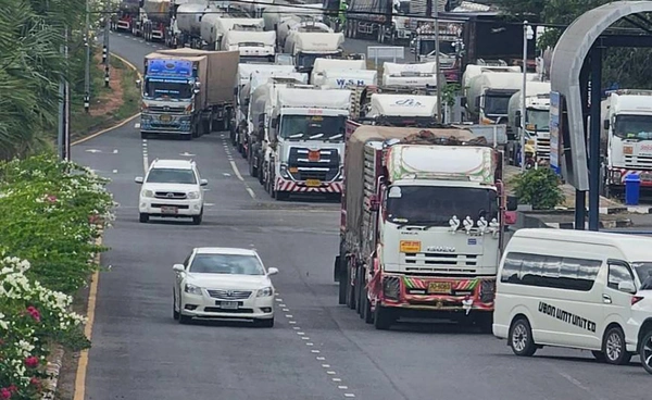 สมช. เคาะ 3 มาตรการเข้มคุม "ยุทธปัจจัย”- เร่งพาคนไทย 4 พันคนกลับปท.