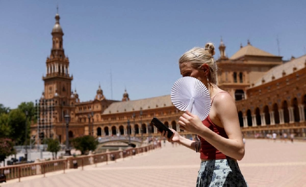 คลื่นความร้อนถล่มยุโรป สเปนแตะ 46 องศาฯแล้ว