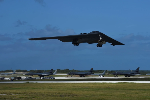 สหรัฐฯ ยืนยันใช้เครื่องบินทิ้งระเบิด B-2 Bomber โจมตีโครงการนิวเคลียร์อิหร่าน