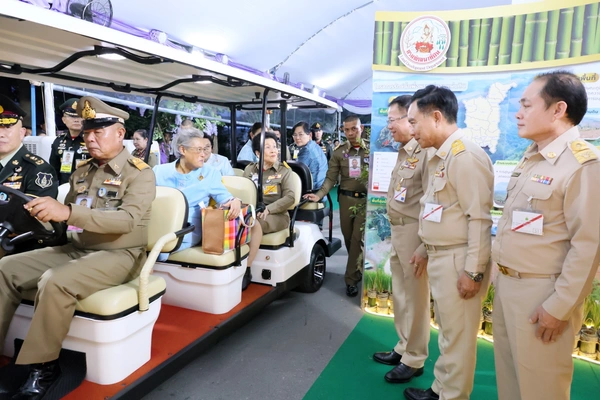 กรมพัฒนาที่ดิน เฝ้าฯ รับเสด็จ "กรมสมเด็จพระเทพรัตนราชสุดาฯ " ทรงเปิดงานสีสรรพรรณไม้ เทิดไท้บรมราชินีนาถ ปี 2568