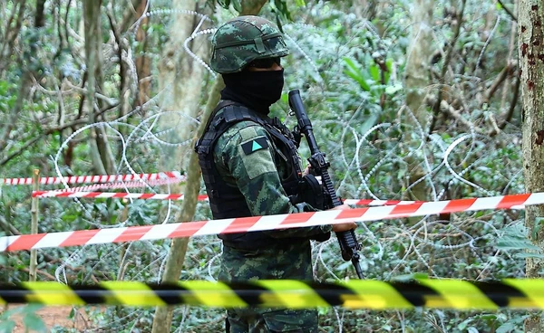 ทภ.2 เผยกัมพูชาละเมิดหยุดยิง กำลังทหาร 50 นาย ถืออาวุธมาในพื้นที่