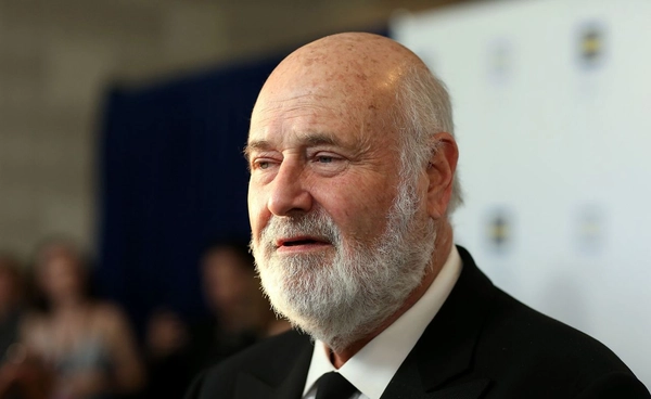 ตำรวจสอบสวนการเสียชีวิต "ร็อบ ไรเนอร์" นักแสดง-ผู้กำกับอเมริกัน และภรรยาในบ้านตนเอง คาดเป็นการฆาตกรรม