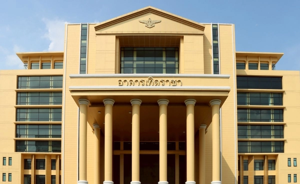 ศาลทหาร-ศาลพลเรือน ความยุติธรรมที่ต่างกัน จากมหากาพย์ 8 ปีคดี "น้องเมย"