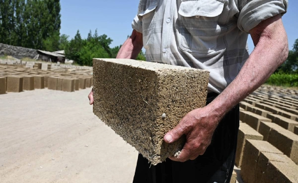 สร้างบ้านจากเปลือกข้าว ทางเลือกใหม่สู้โลกร้อน ทั้งประหยัดและเป็นมิตรกับโลก