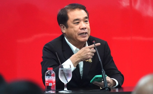 สุริยะ ยันไม่เคยบีบ “แพทองธาร” ลาออกหัวหน้าเพื่อไทย เตรียมฟ้อง “ไทกร” กุข่าวเท็จ