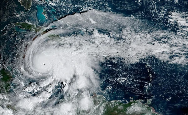 เฮอริเคน “เมลิสซา” พายุลูกยักษ์ที่แรงที่สุดในปี 68 ถล่ม “จาเมกา” พังราบ