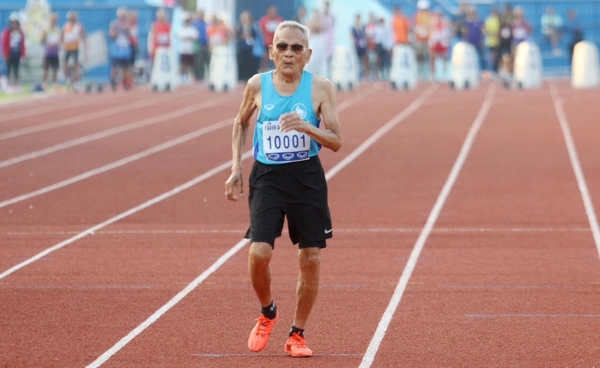 คนไทยอายุเกิน 100 ปี พุ่งเกิน 40,000 ศตวรรษนิกชนไทยพุ่งแรง ติด 1 ใน 5 ของโลก