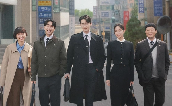 "Law and the City" ผลงานอีจงซอก x มุนกายอง ทำลายสถิติเรตติ้งสูงสุด 6.1% 