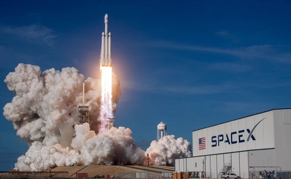ลือบริษัท SpaceX ของอีลอน มัสก์ เตรียมเข้าตลาดหุ้นปีหน้าคาดมูลค่าบริษัทแตะ 25.5 ล้านล้านบาท