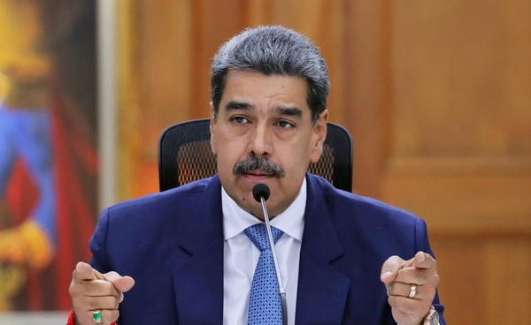 มาดูโรเรียกร้องสหรัฐฯ หยุดแทรกแซง