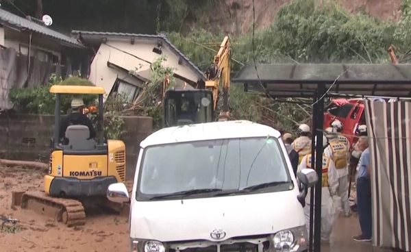 “ญี่ปุ่น” ยกเลิกเตือนภัยฝนตกหนักระดับสูงสุด เตือนประชาชนเฝ้าระวังดินถล่ม