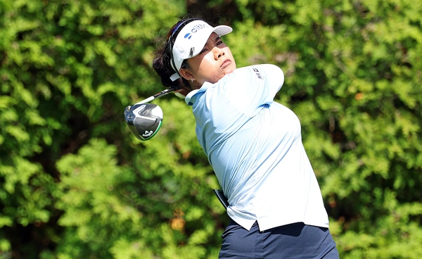 "อาภิชญา" รั้งอันดับ 10 ร่วม "โหวด" ขยับนำรอบสอง "วีเมนส์ สกอตติช โอเพ่น"