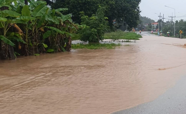 น้ำท่วม-ดินถล่ม! อัปเดตล่าสุด "ทางหลวง" ยังผ่านไม่ได้ 6 แห่ง เช็กที่นี่