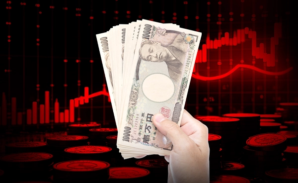 "เงินเยน" อ่อนค่าหนัก "คลังญี่ปุ่น" ส่งสัญญาณแทรกแซง ตลาดจับตาเสี่ยงหลุดระดับ 160  เยนต่อดอลลาร์