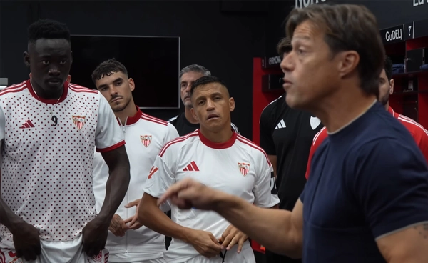 ประวัติส่วนตัว อเล็กซิส ซานเชซ : “เอล นีโญ มาราวียา” จากเมืองเหมืองทอง สู่ตำนานลูกหนังแห่งชิลี