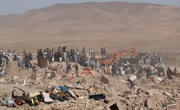 แผ่นดินไหวขนาด 6.0 เขย่าอัฟกานิสถาน คาดเสียชีวิตอย่างน้อย 250 คน 