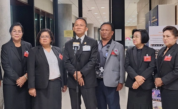 “สมศักดิ์” โวยสภาฯ เตะถ่วงร่าง พ.ร.บ.อสม. ไม่ทันในสมัยนี้ 