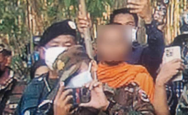 บ้านหนองหญ้าแก้ว ยังตึงเครียดจับตาทหารกัมพูชาปลอมเป็นพระปะปนมวลชน 