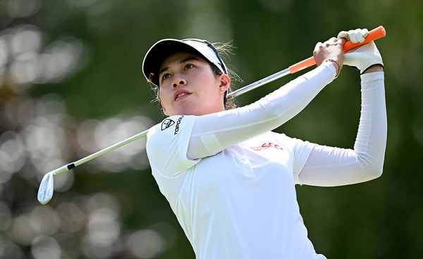 อาฒยา ขึ้นอันดับ 7 ร่วม "เอฟเอ็ม แชมเปี้ยนชิพ" แต่รอบสองยังไม่จบ