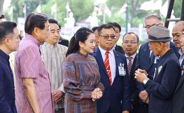 นายกฯ ขอบคุณชาวไร่อ้อย ให้ความร่วมมือลดปัญหาฝุ่นละออง PM2.5