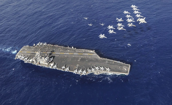 สหรัฐฯ ขนเครื่องบินเติมเชื้อเพลิง และเรือบรรทุกเครื่องบินรับมือปัญหาอิสราเอล - อิหร่าน !